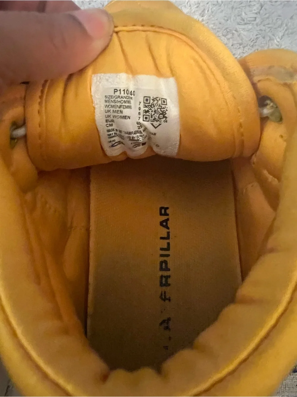 Caterpillar Code Scout Mid Shoes  size Men’s 7, medium width